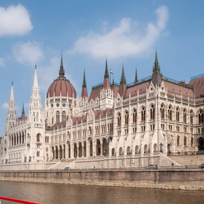 Budapest 334