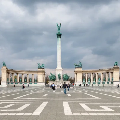  Budapest 186