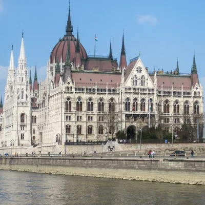  Budapest 320
