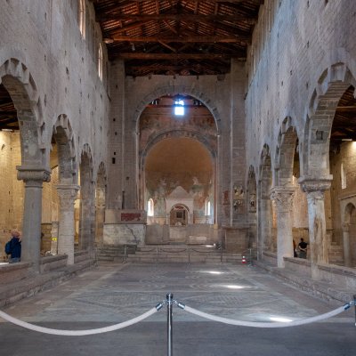 Tuscania 30