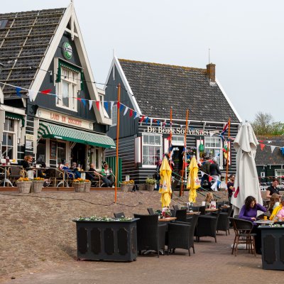 Marken 14