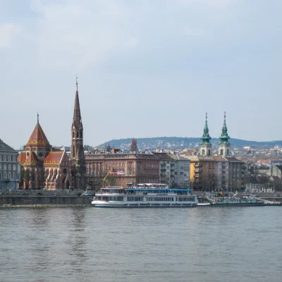  Budapest 317